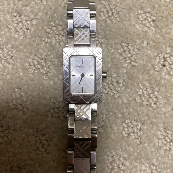 Authentic Burberry Swiss Quartz Watch - Picture 13 of 14